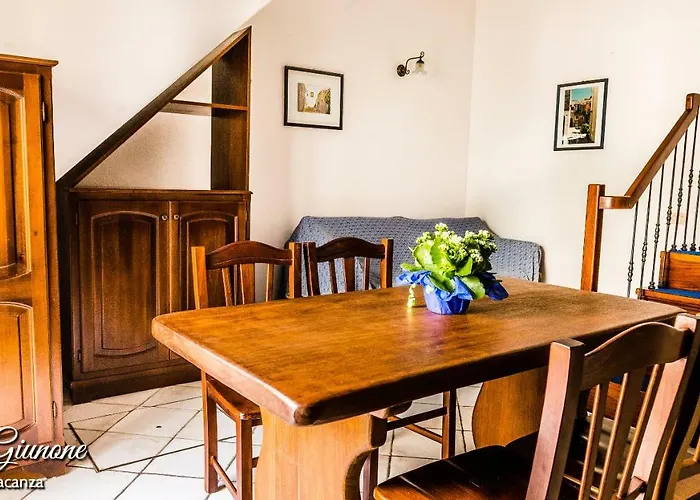 Casa Giunone بيت للعطل ليباري